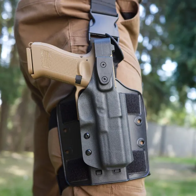 Your holster has one job: keep your handgun where it belongs until YOU need it.
The E902 combines Level 2 retention, a Self Locking System, a stable three-strap platform, and a custom-molded Kydex shell.