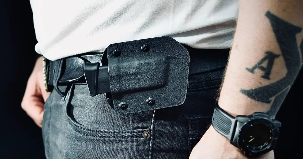 Kydex magazine holster
