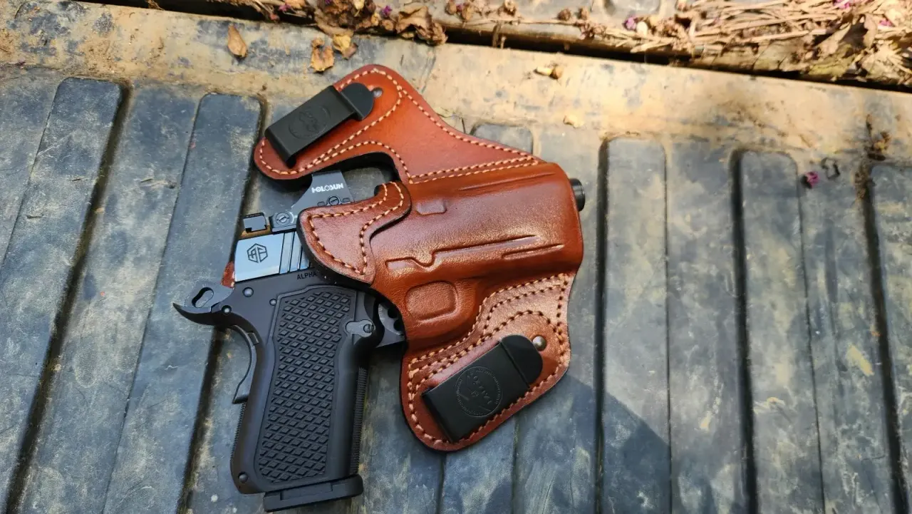 leather holster concealed carry