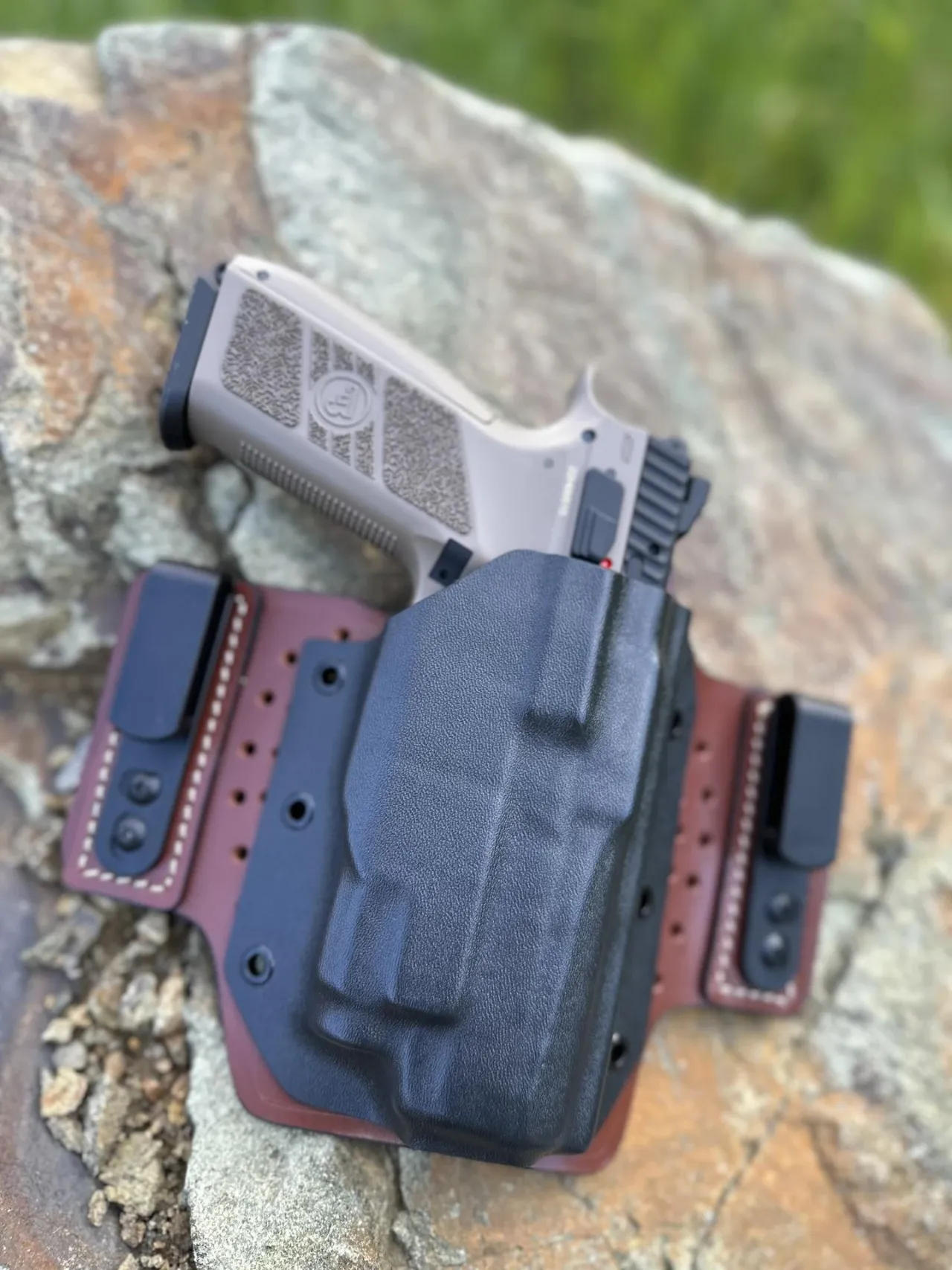 Best IWB Kydex Holster for guns with light