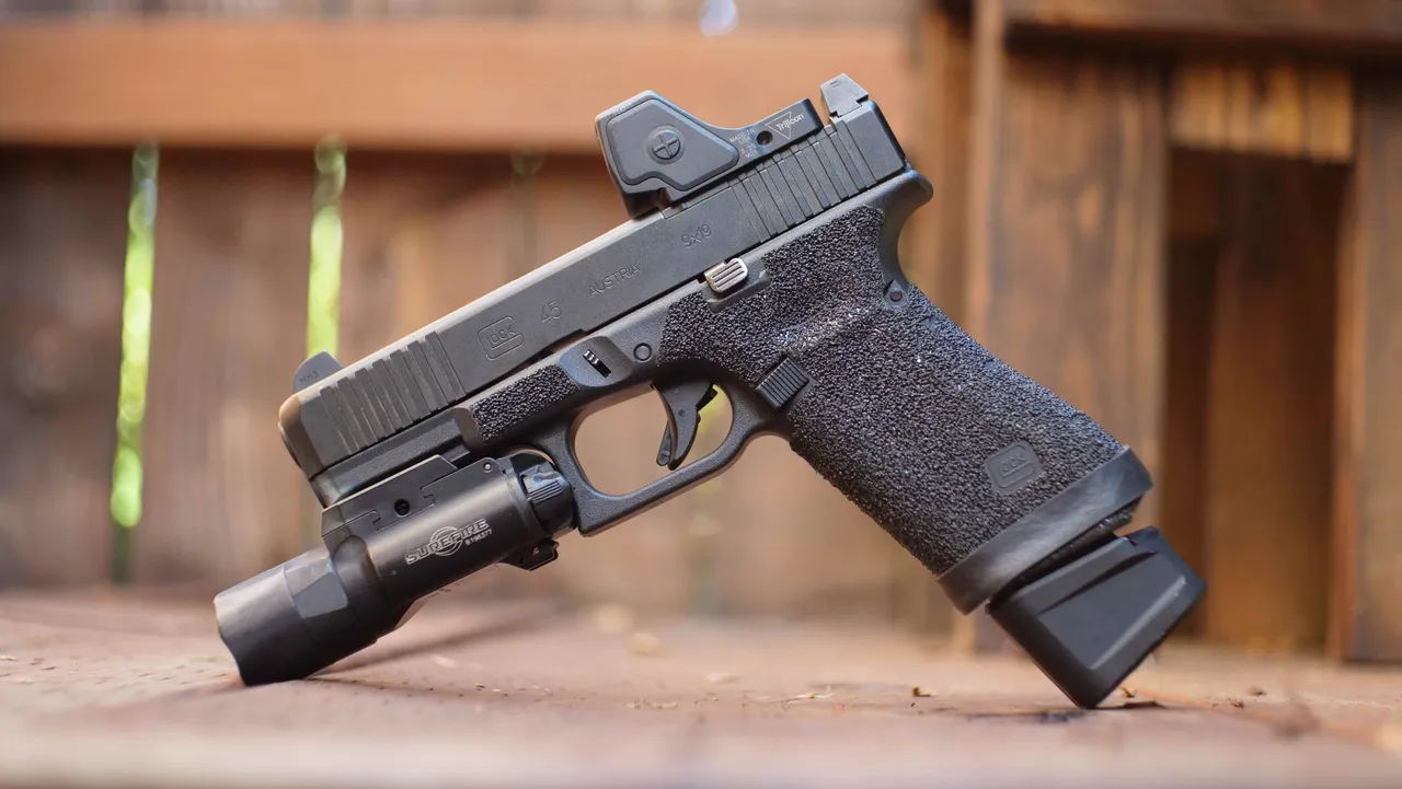 Glock 45 with Surefire X300