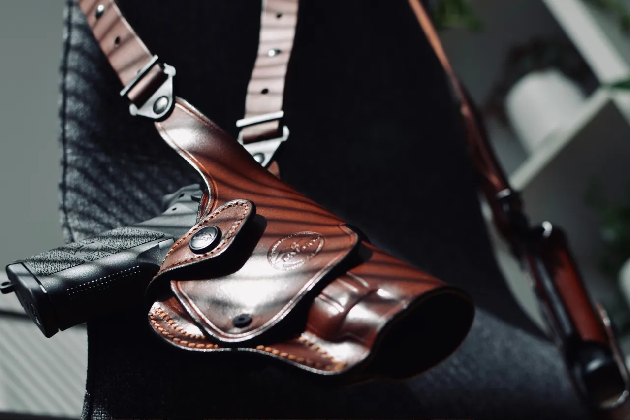 Shoulder Holster for CZ 75