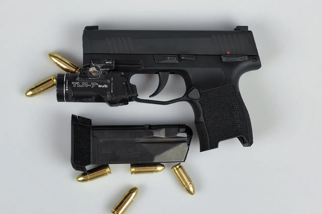 Streamlight TLR-7 Sub for Sig Sauer P365