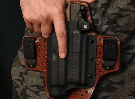 Puzdra na zbrane so svetlom a kolimátorom