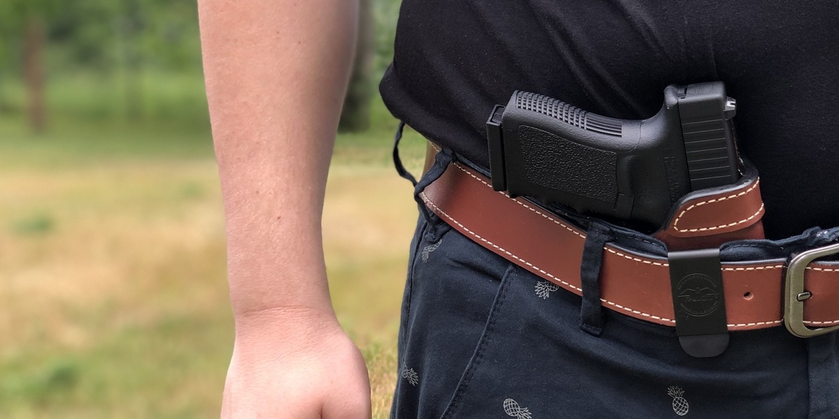 Glock 19 Concealed Carry Holster with Light