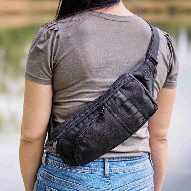 Simple CrossBody Bag for Concealed Gun Carry | Falco