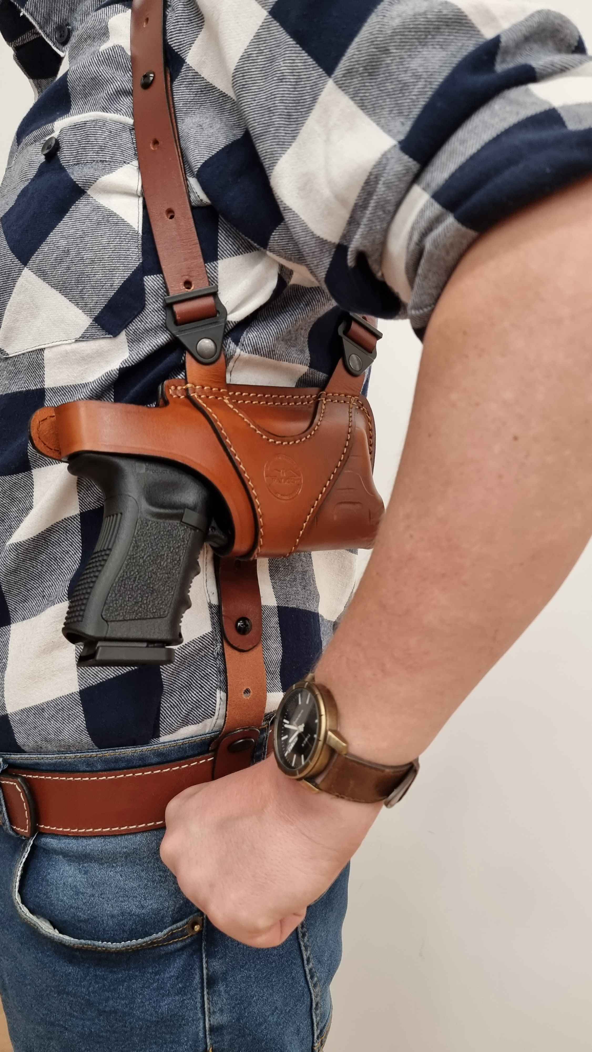 NSH31 · Horizontal Shoulder Holster w/ Double Mag Pouch