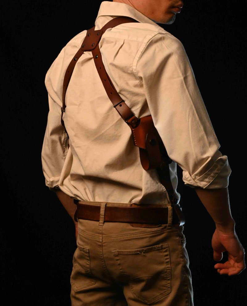 Timeless Roto-Shoulder Holster with Counterbalance | Falco